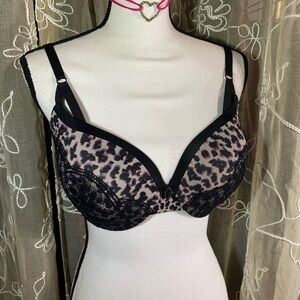 Maidenform Love the Lift Plunging Push Up Bra